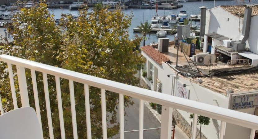 Hostal Cala Ratjada Экстерьер фото