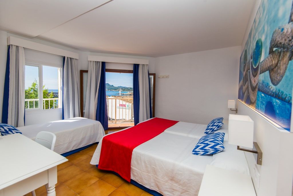 Hostal Cala Ratjada Экстерьер фото