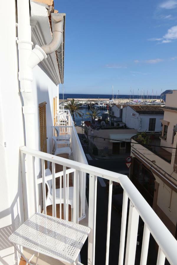 Hostal Cala Ratjada Экстерьер фото